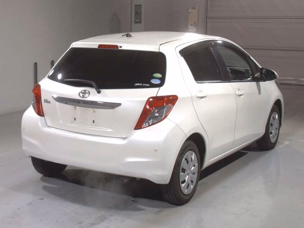 TOYOTA VITZ
