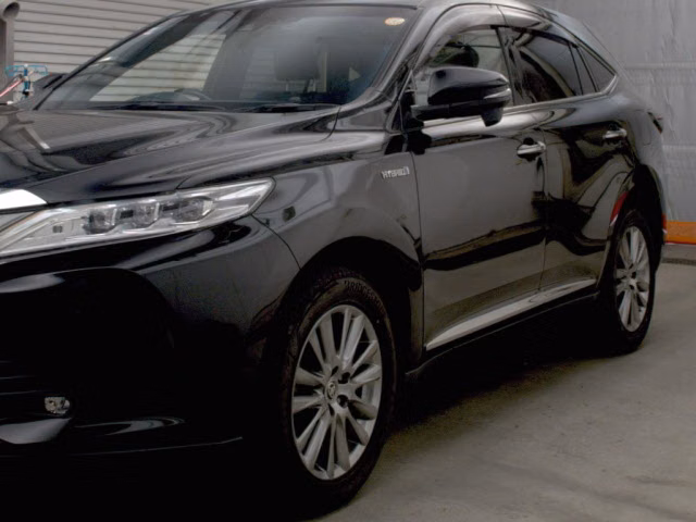 TOYOTA HARRIER
