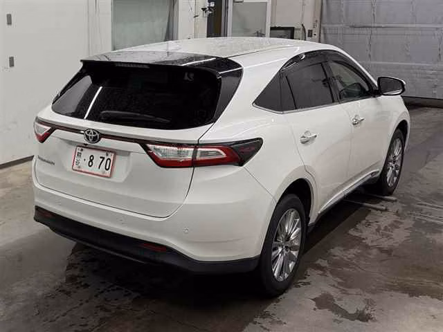 TOYOTA HARRIER