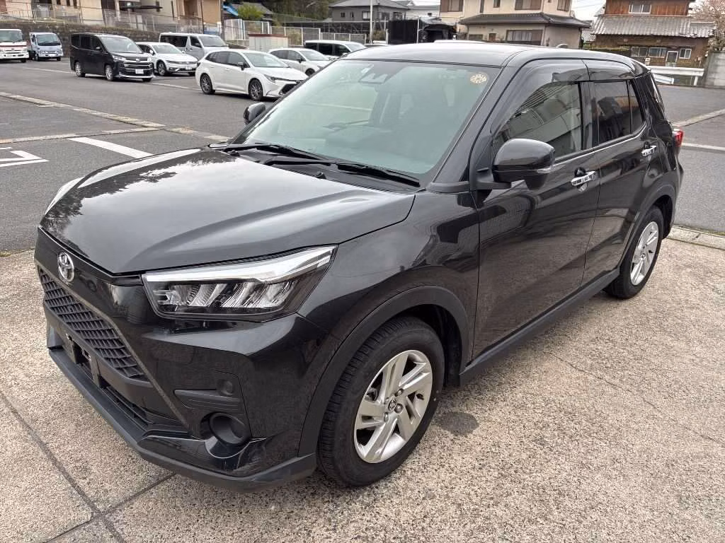 TOYOTA RAIZE
