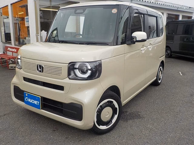 HONDA N-BOX