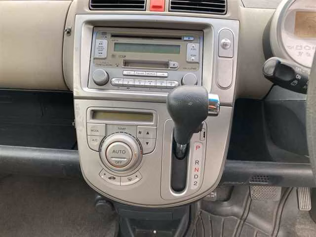 HONDA LIFE