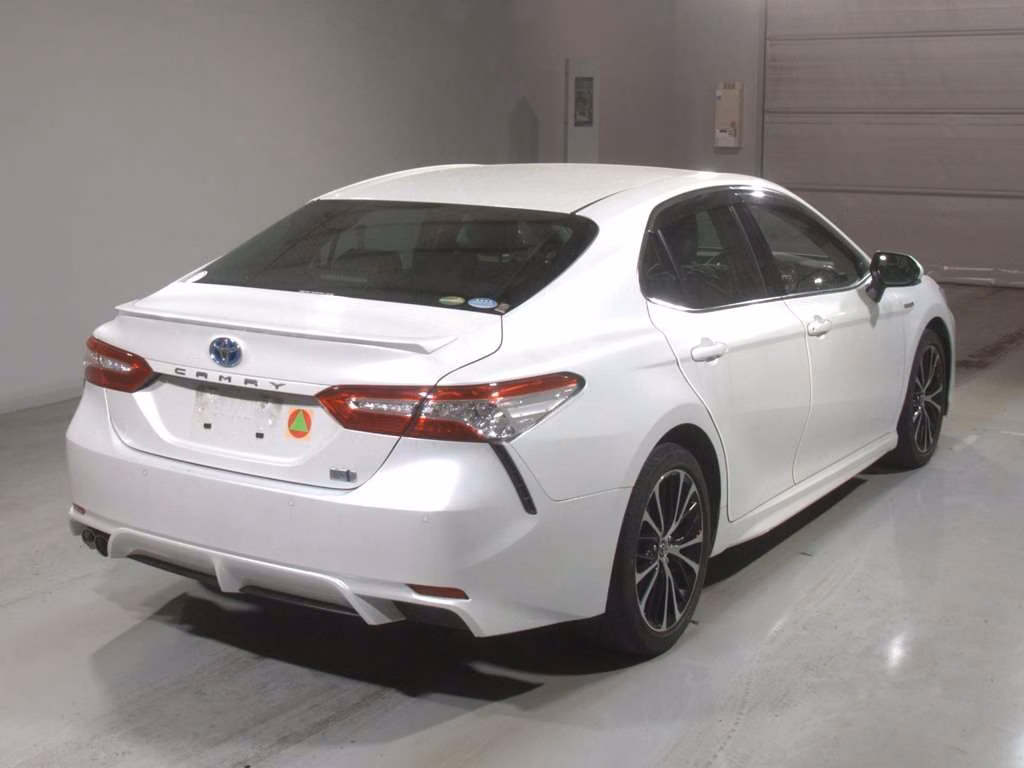 TOYOTA CAMRY