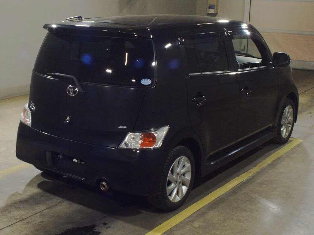 TOYOTA BB