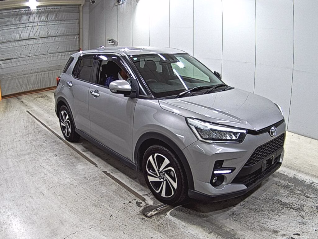 TOYOTA RAIZE