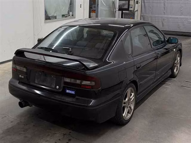 SUBARU LEGACY B4