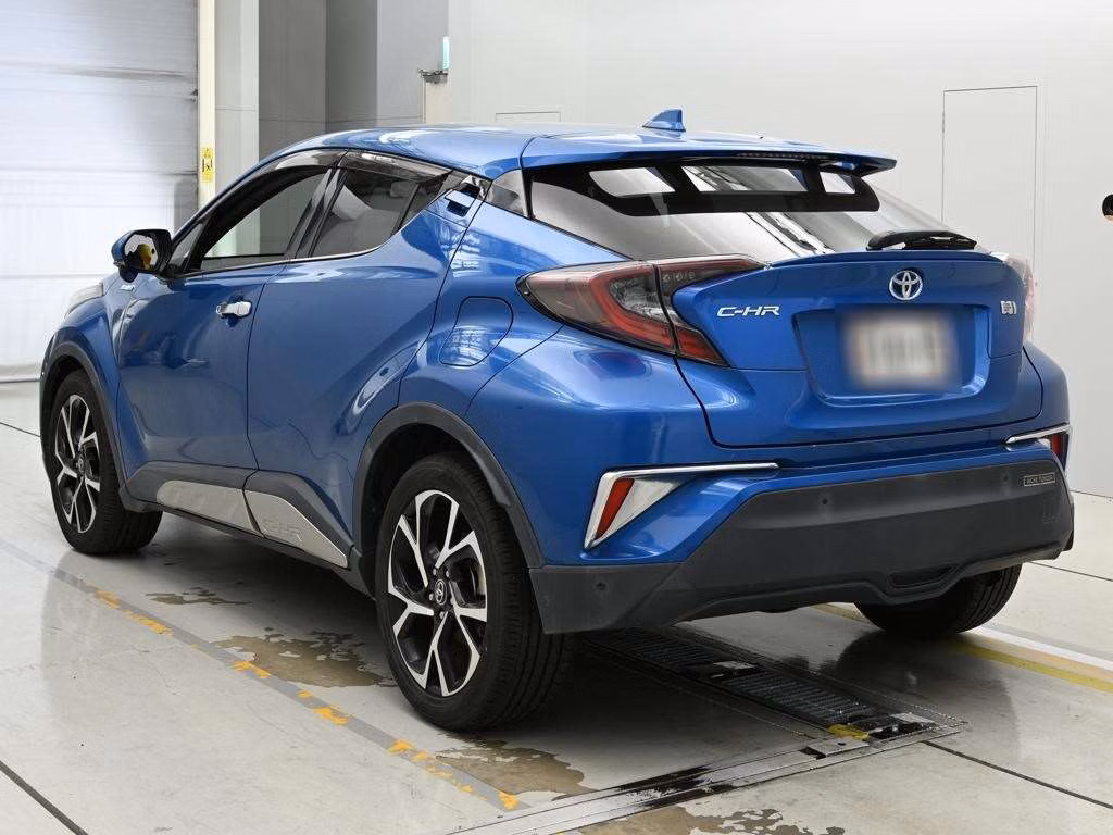 TOYOTA C-HR