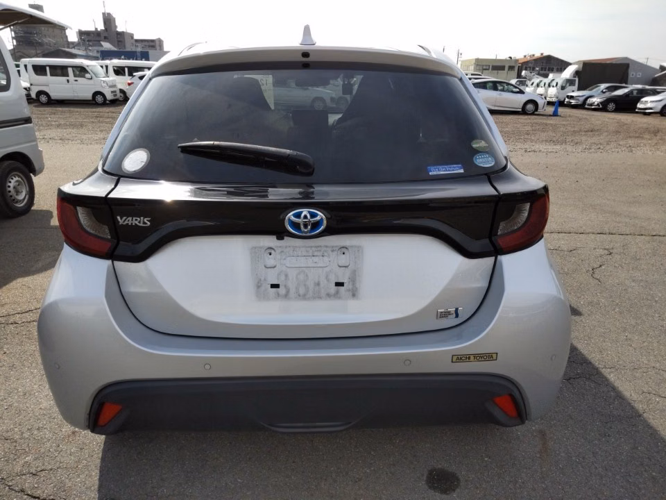 TOYOTA YARIS