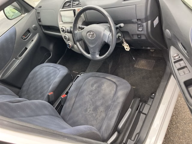 TOYOTA RACTIS
