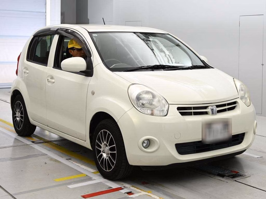TOYOTA PASSO