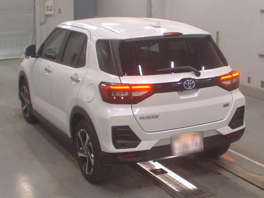 TOYOTA RAIZE