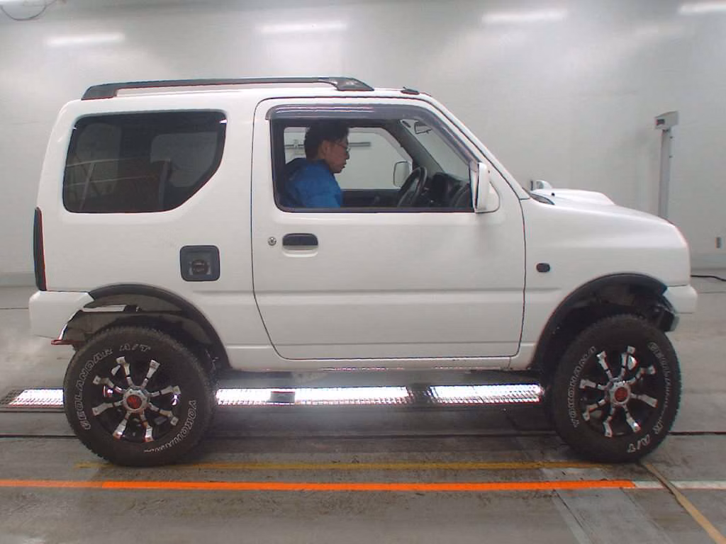 SUZUKI JIMNY