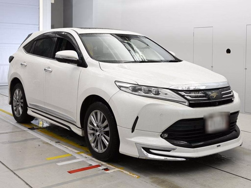 TOYOTA HARRIER
