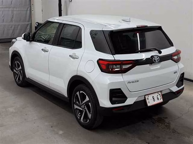 TOYOTA RAIZE