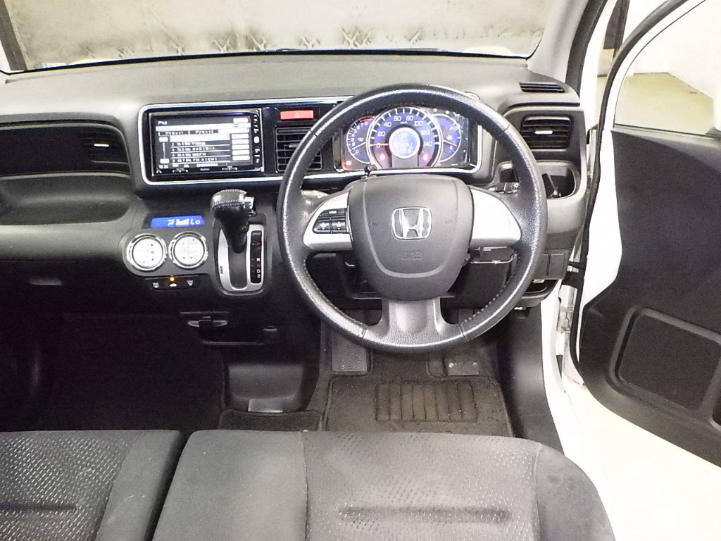 HONDA LIFE