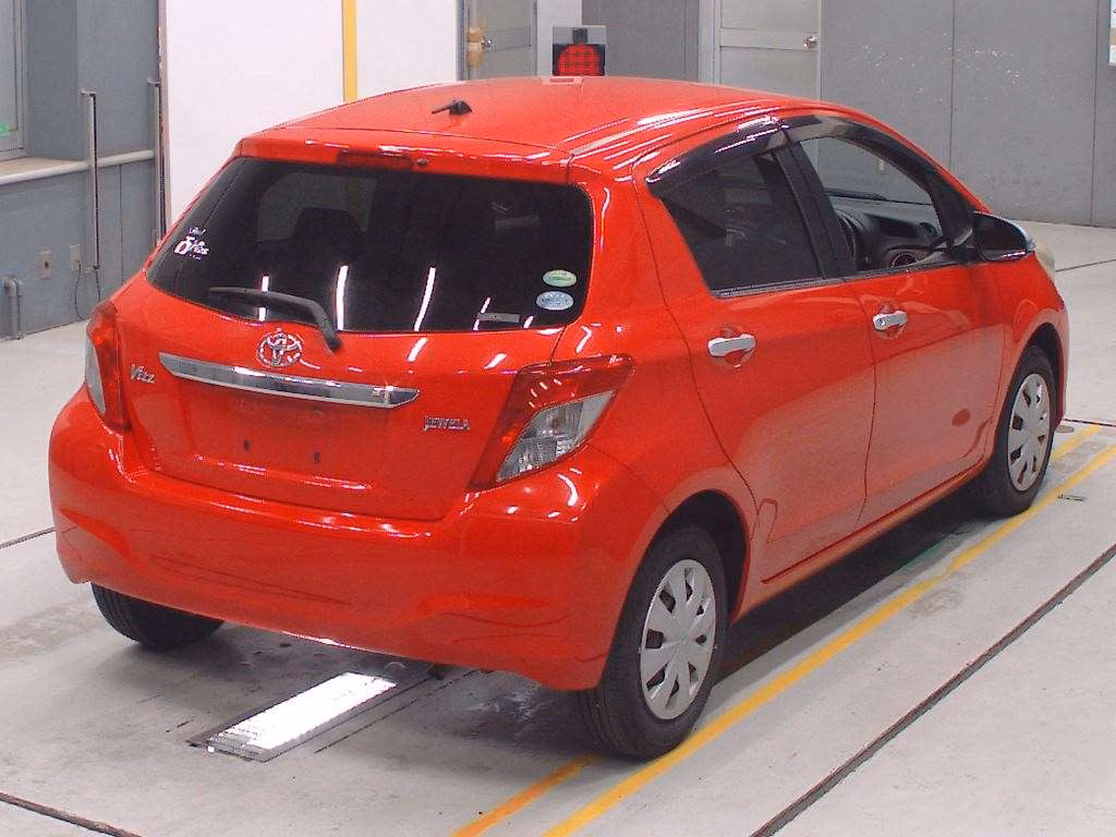 TOYOTA VITZ
