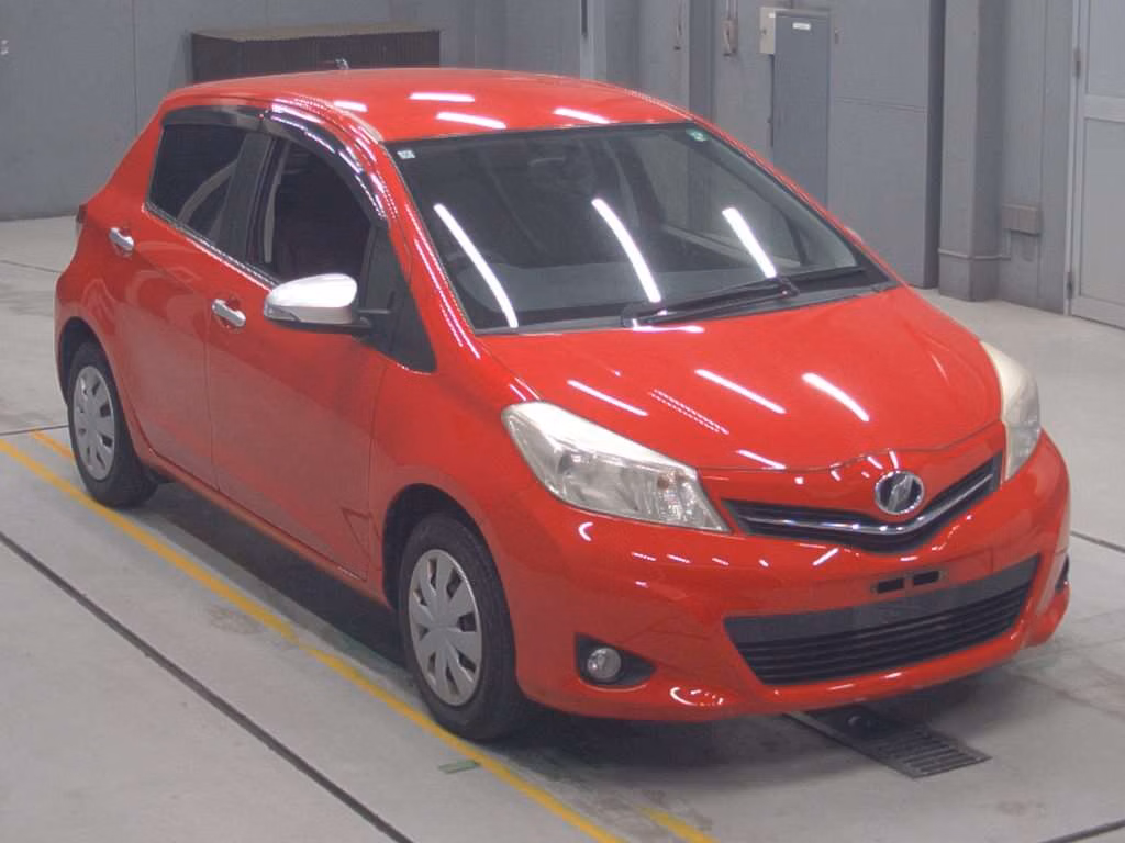 TOYOTA VITZ