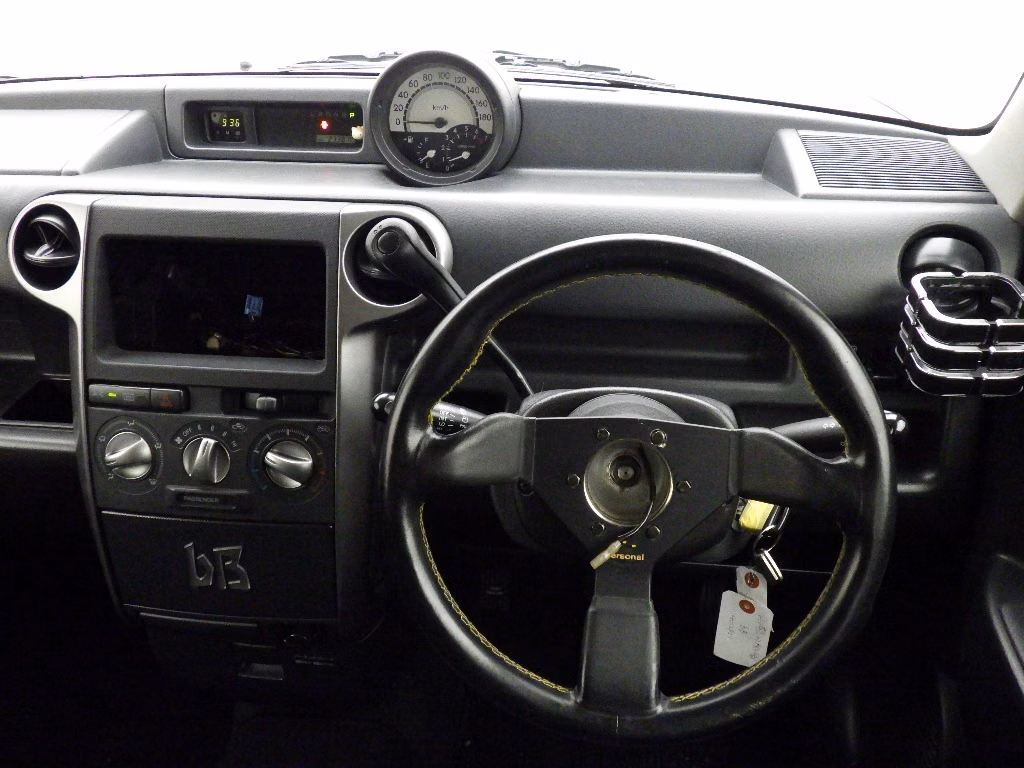 TOYOTA BB