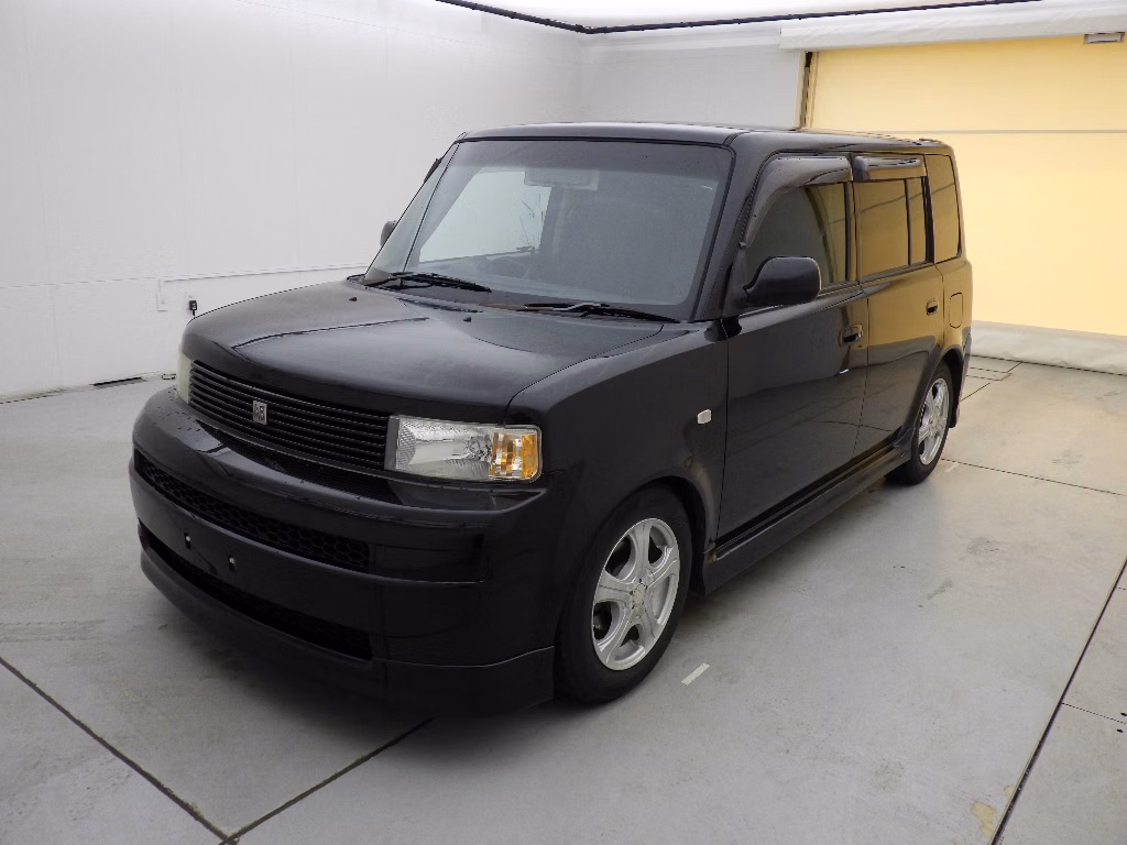 TOYOTA BB