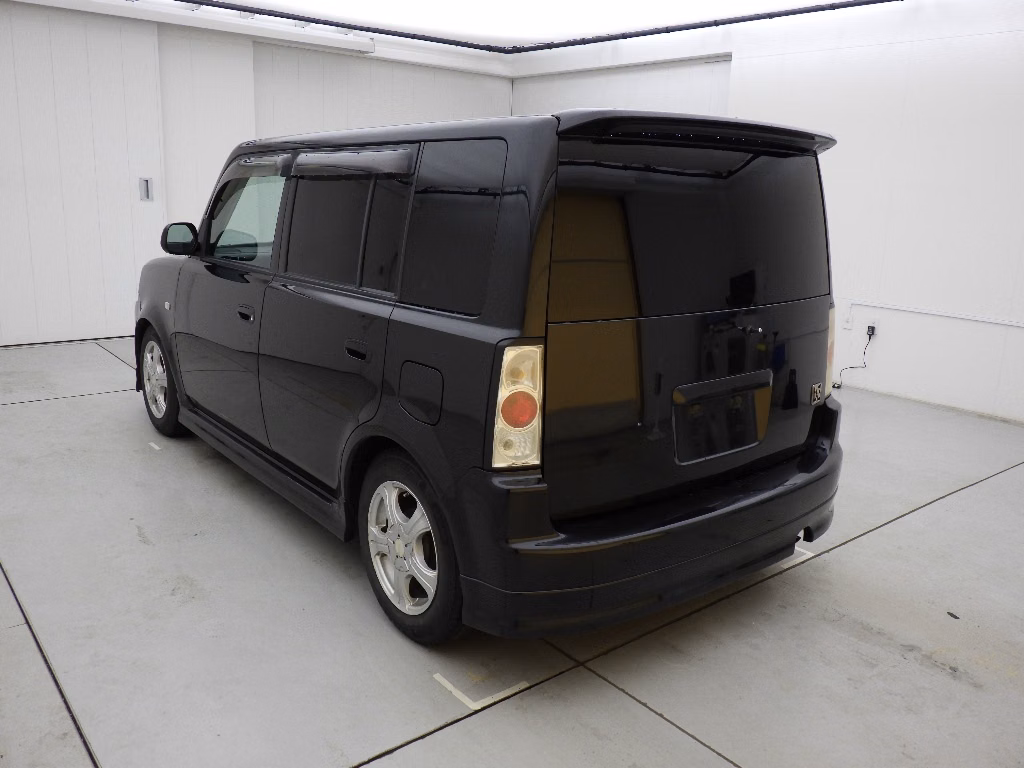 TOYOTA BB