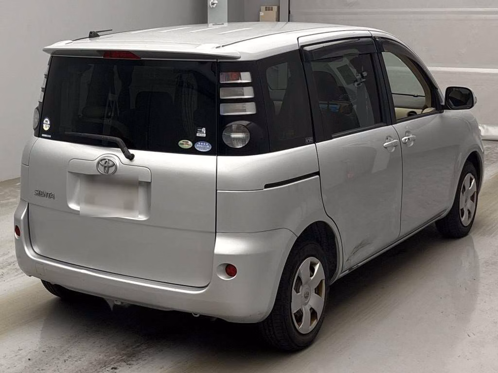 TOYOTA SIENTA