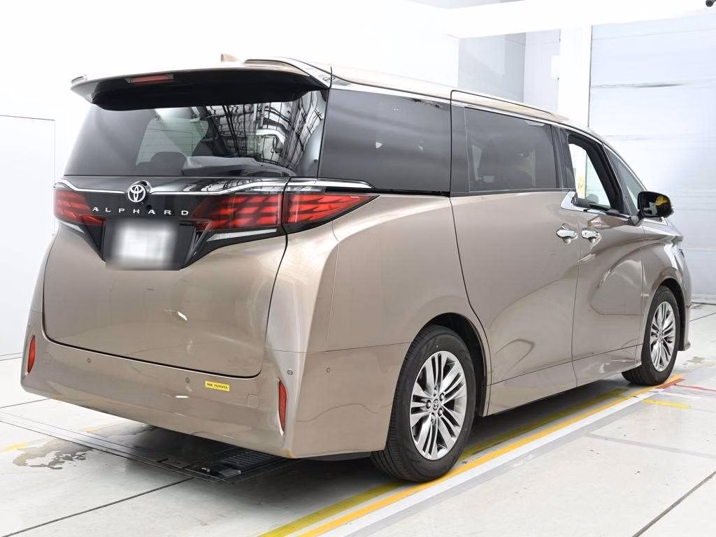 TOYOTA ALPHARD