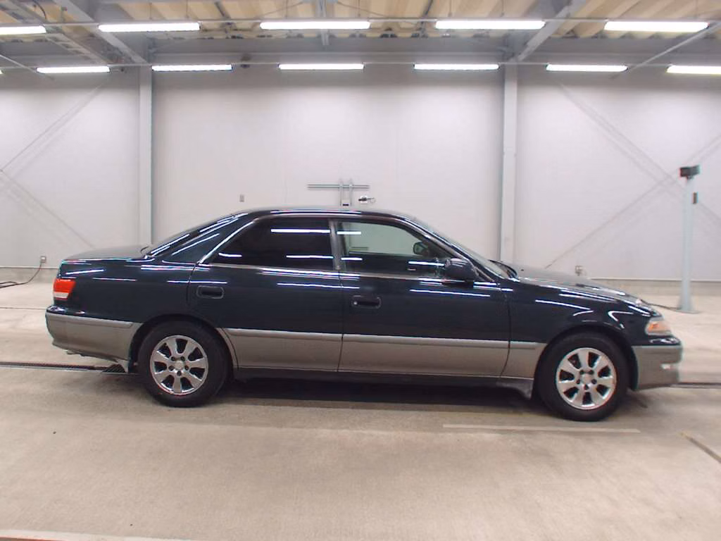 TOYOTA MARK II