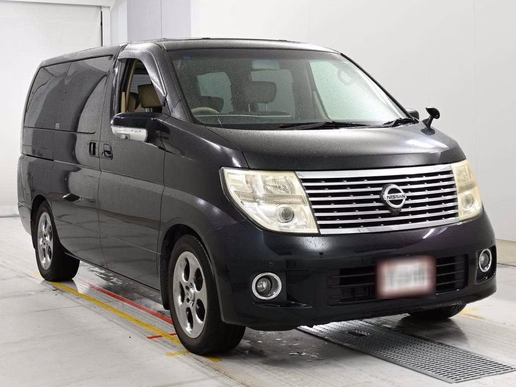NISSAN ELGRAND