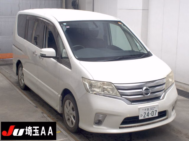 NISSAN SERENA
