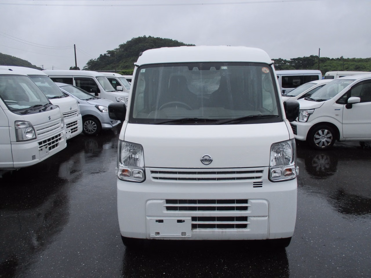 NISSAN NV100 CLIPPER