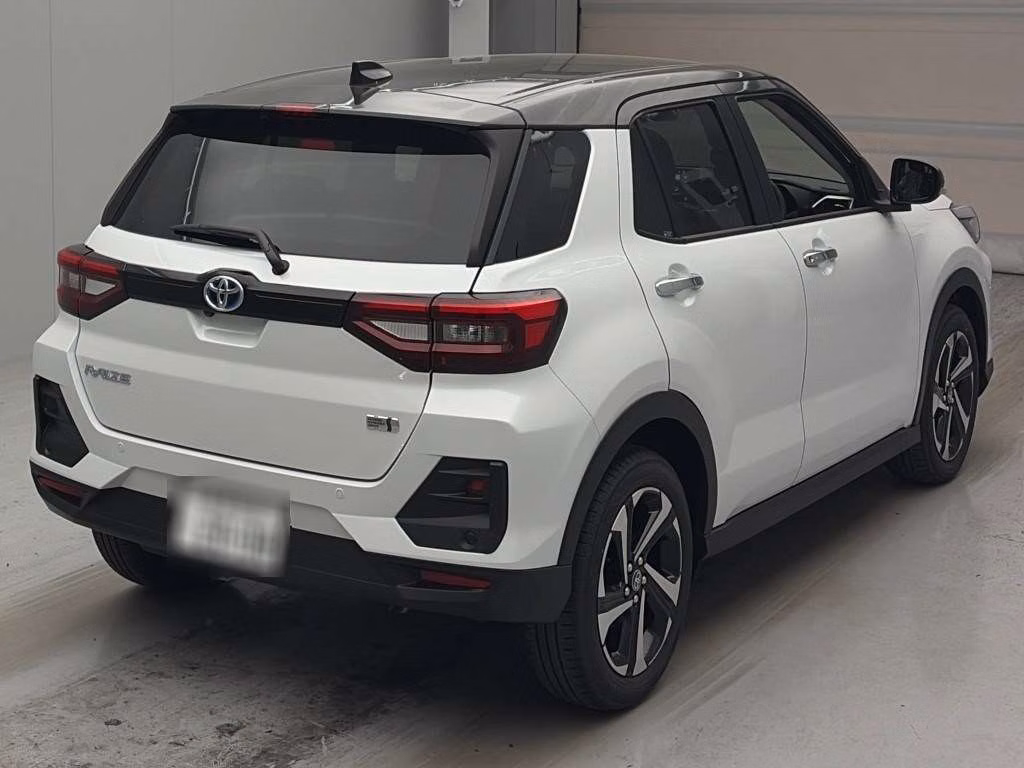 TOYOTA RAIZE
