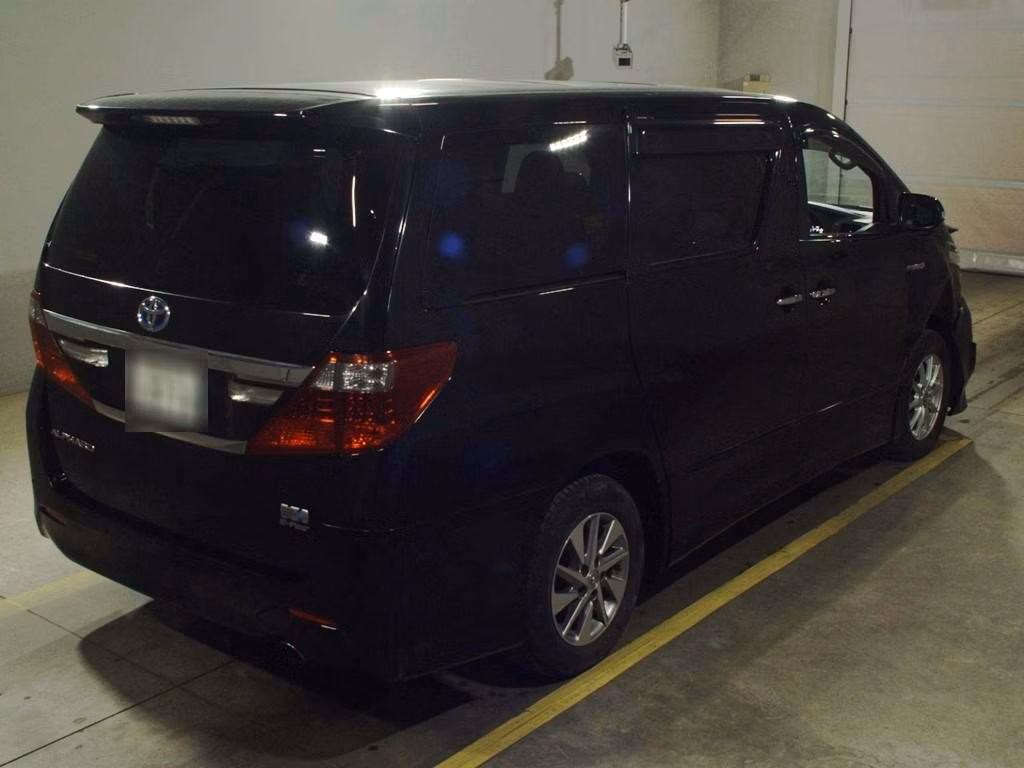 TOYOTA ALPHARD