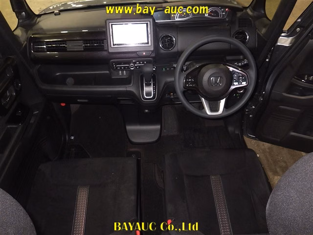 HONDA N-BOX