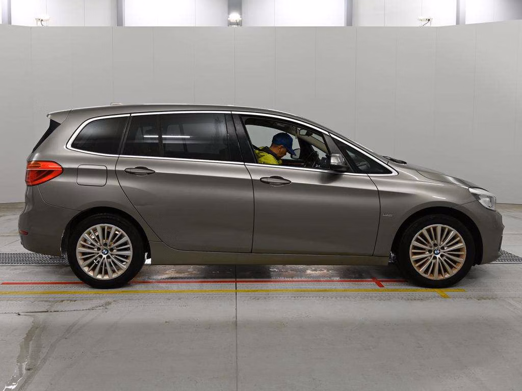 BMW 2-SERIES GRAN TOURER
