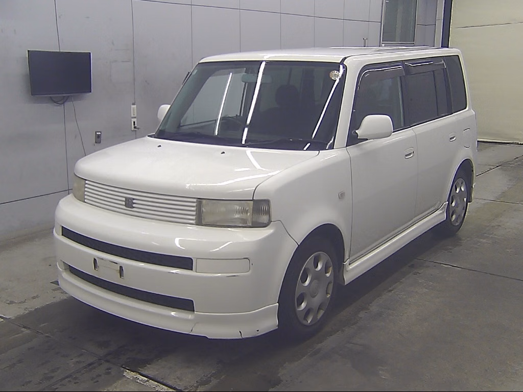 TOYOTA BB