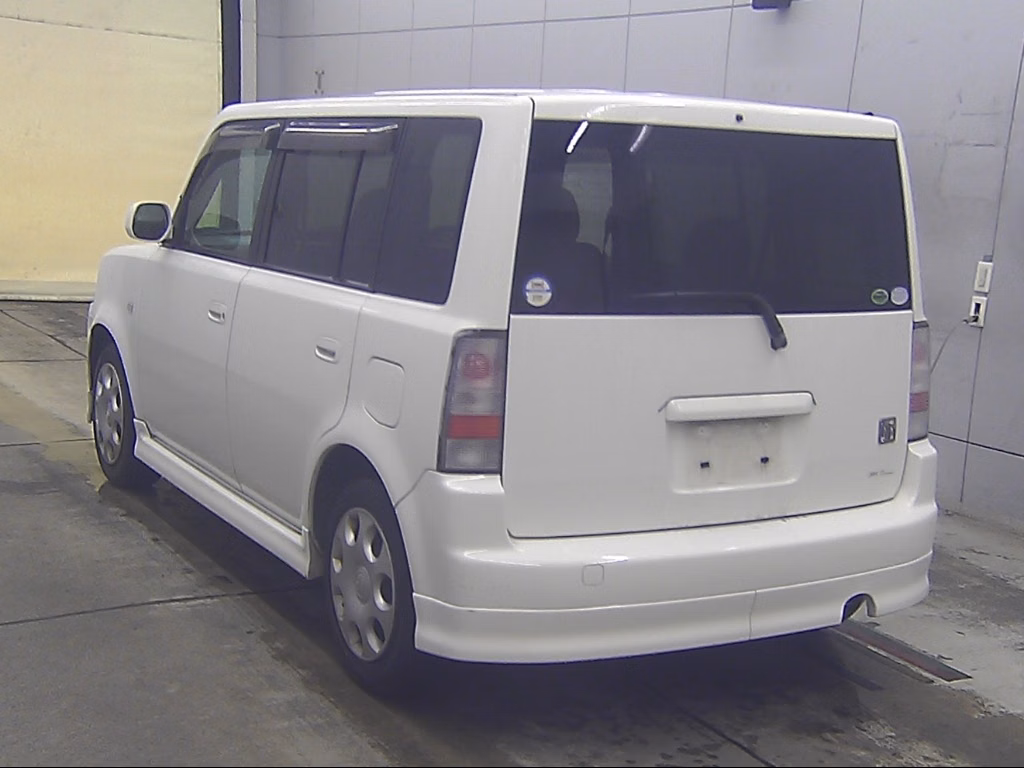 TOYOTA BB