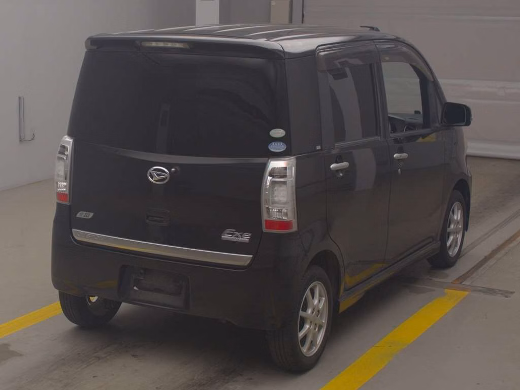DAIHATSU TANTO EXE