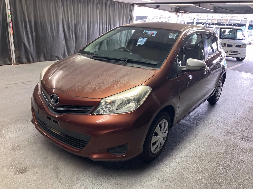 TOYOTA VITZ