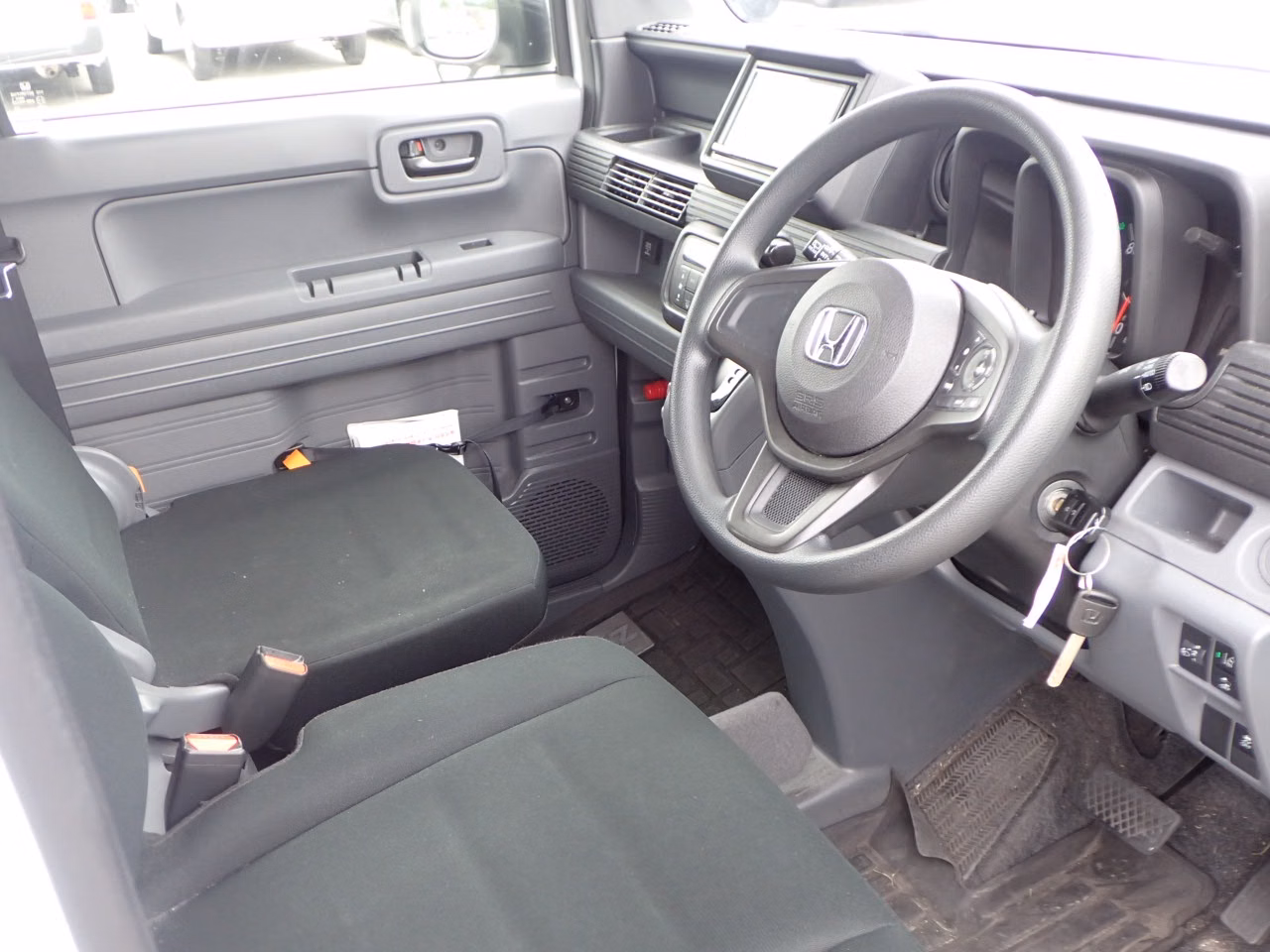 HONDA N-VAN