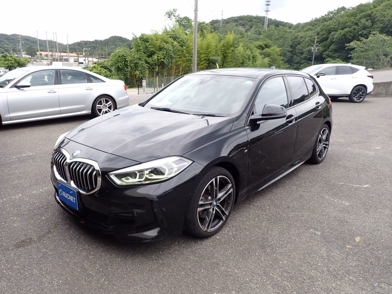 BMW 1-SERIES