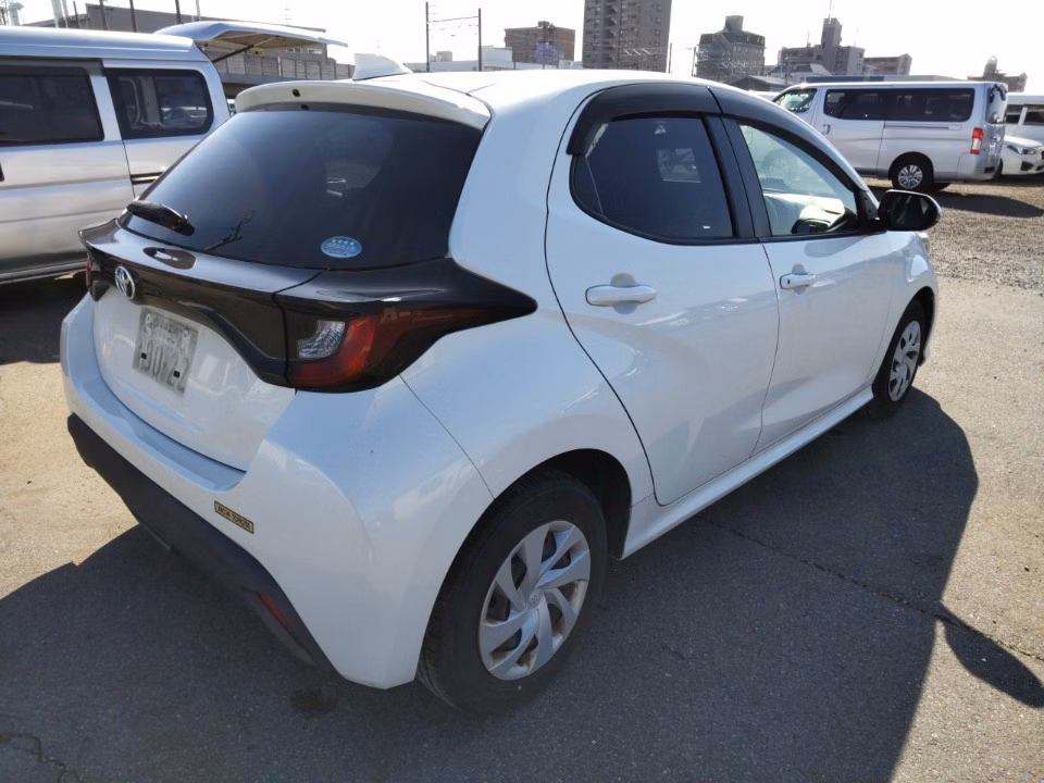 TOYOTA YARIS