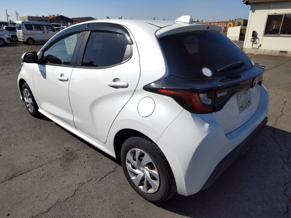 TOYOTA YARIS
