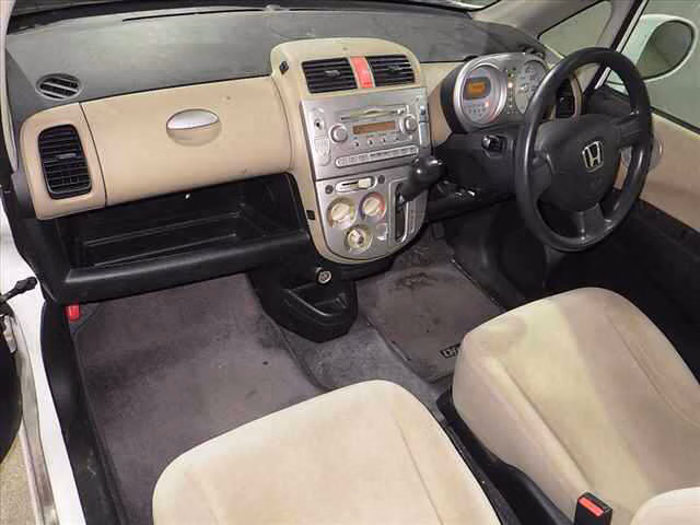 HONDA LIFE