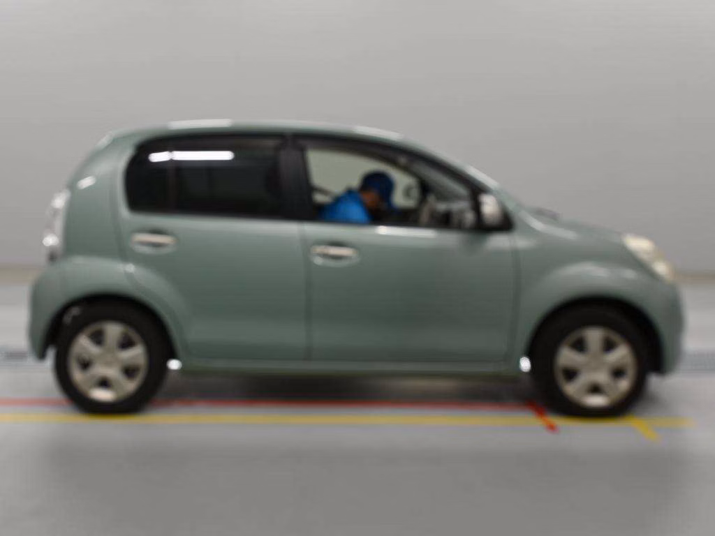 TOYOTA PASSO