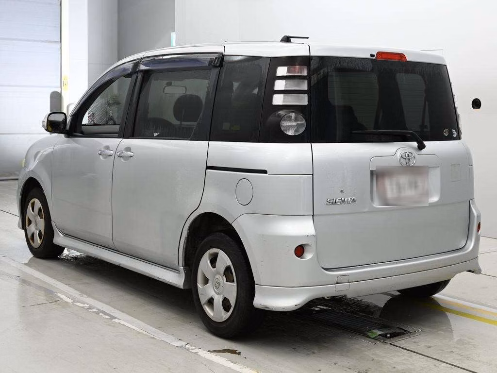 TOYOTA SIENTA