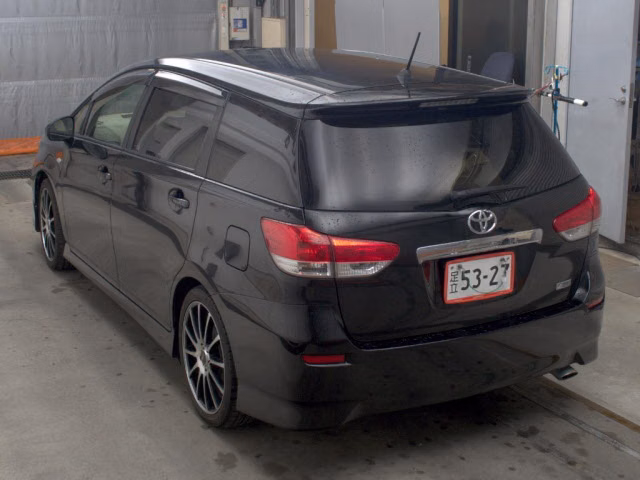 TOYOTA WISH