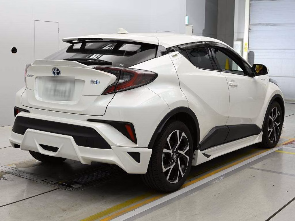 TOYOTA C-HR