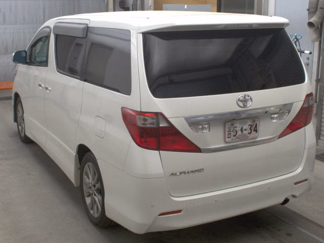 TOYOTA ALPHARD
