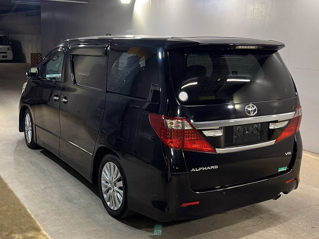 TOYOTA ALPHARD