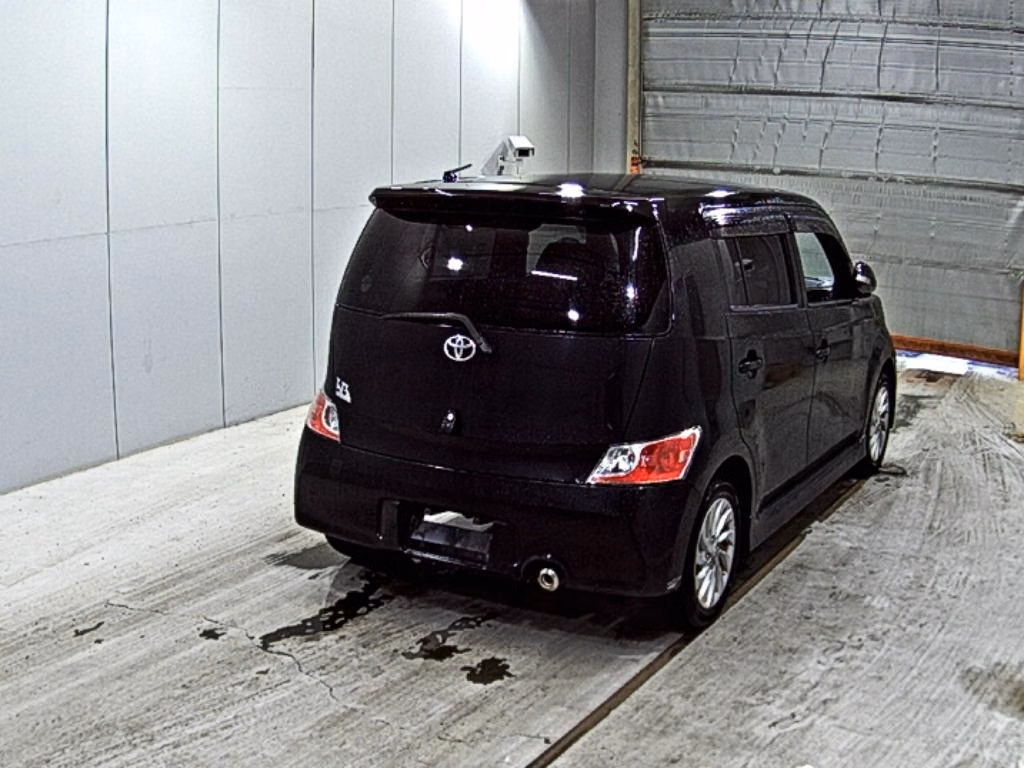 TOYOTA BB